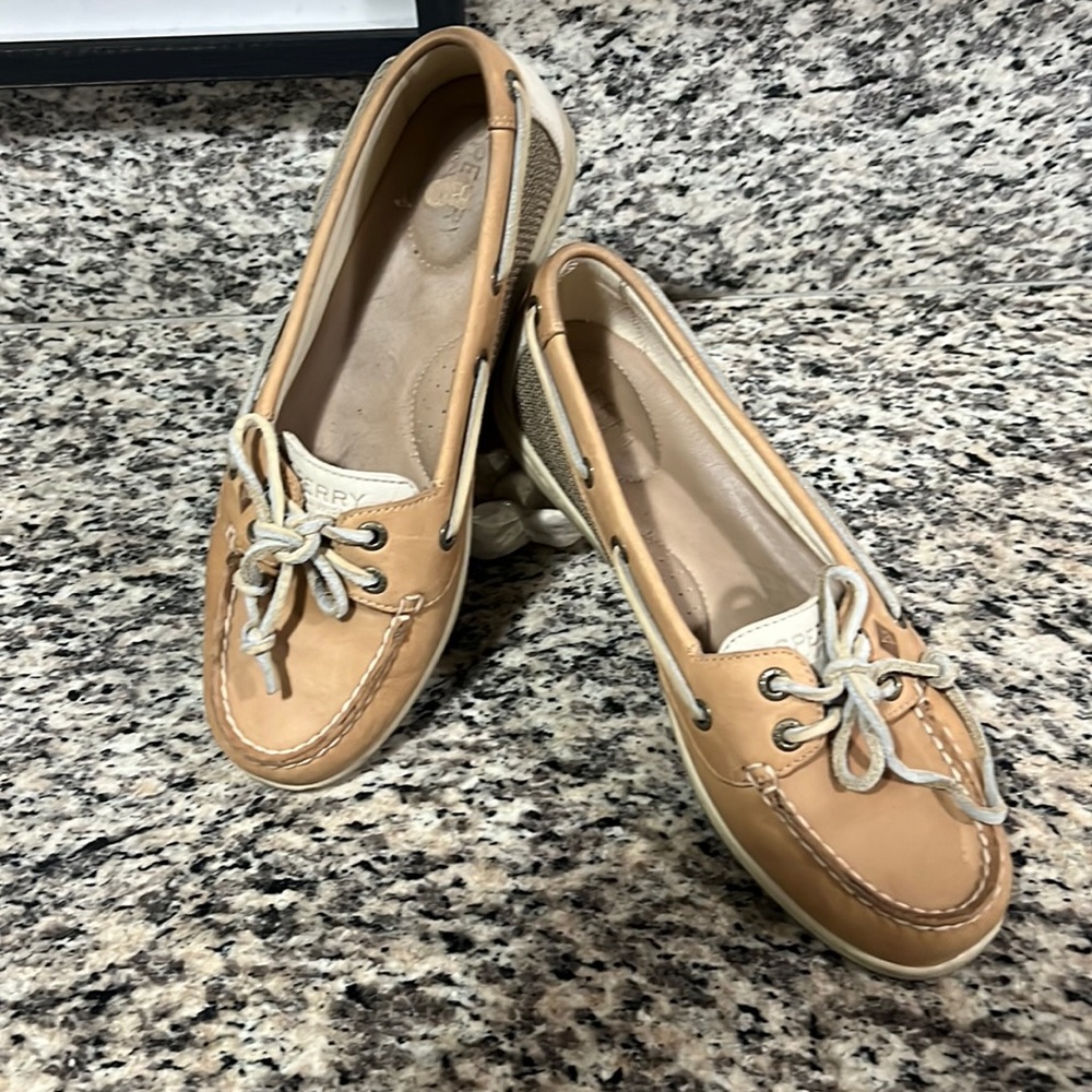 Sperry flats